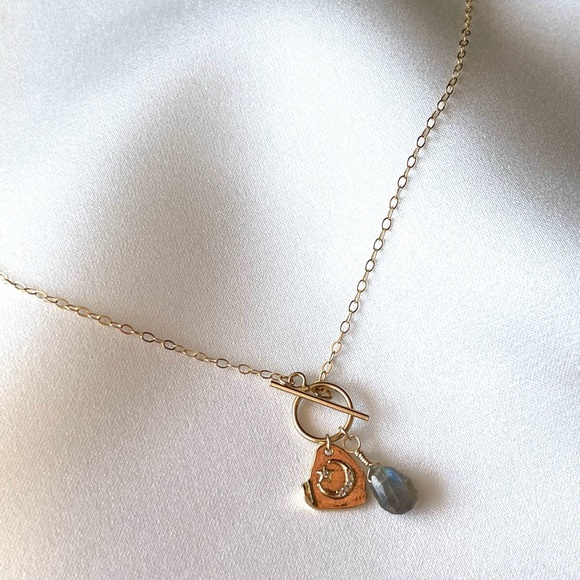 NWT Labradorite Celestial 14K Gold-Fill Dainty Necklace With Toggle Bar - Picture 1 of 3